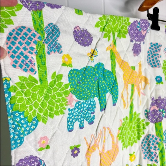 Vintage 70’s Baby Blanket Mommy Babies Elephants Giraffes Pastel Colors Jungle - Picture 4 of 8